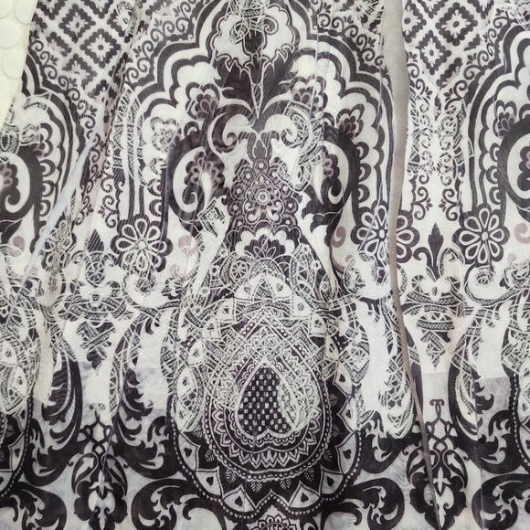 Lapis 2 Way Convertible Dress/MIDI Skirt, One Size - Picture 13 of 13